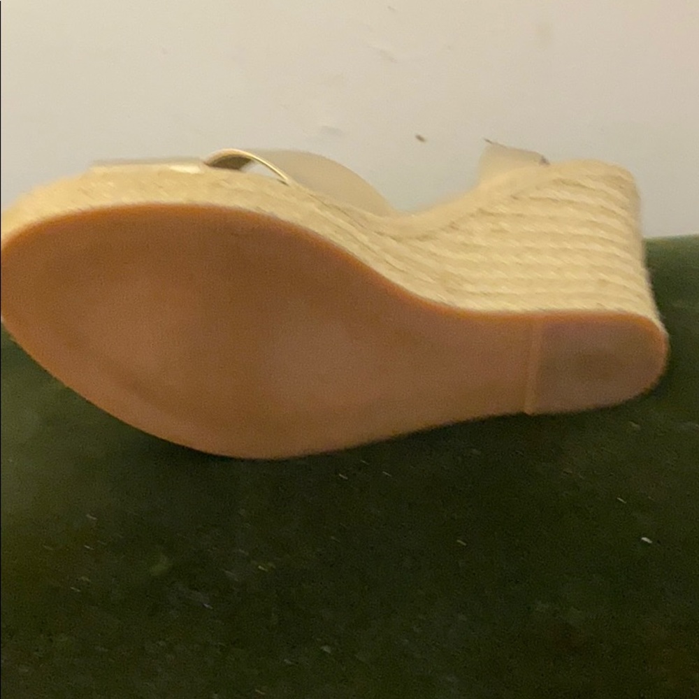 Sandals - Picture 4 of 7